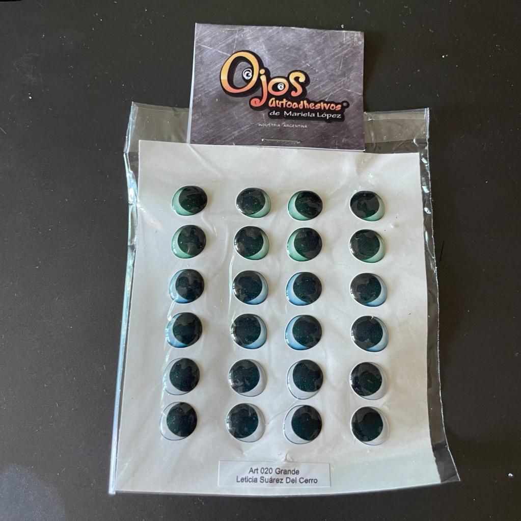 Ojitos Resinados 020 Leticia Suarez