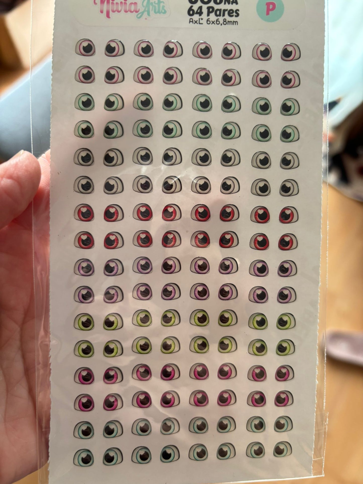 Ojitos resinados 608NA