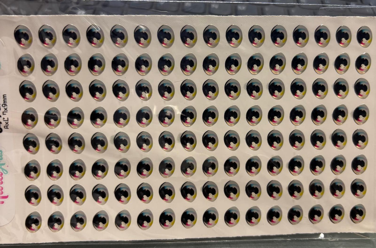 Ojitos Resinados 624