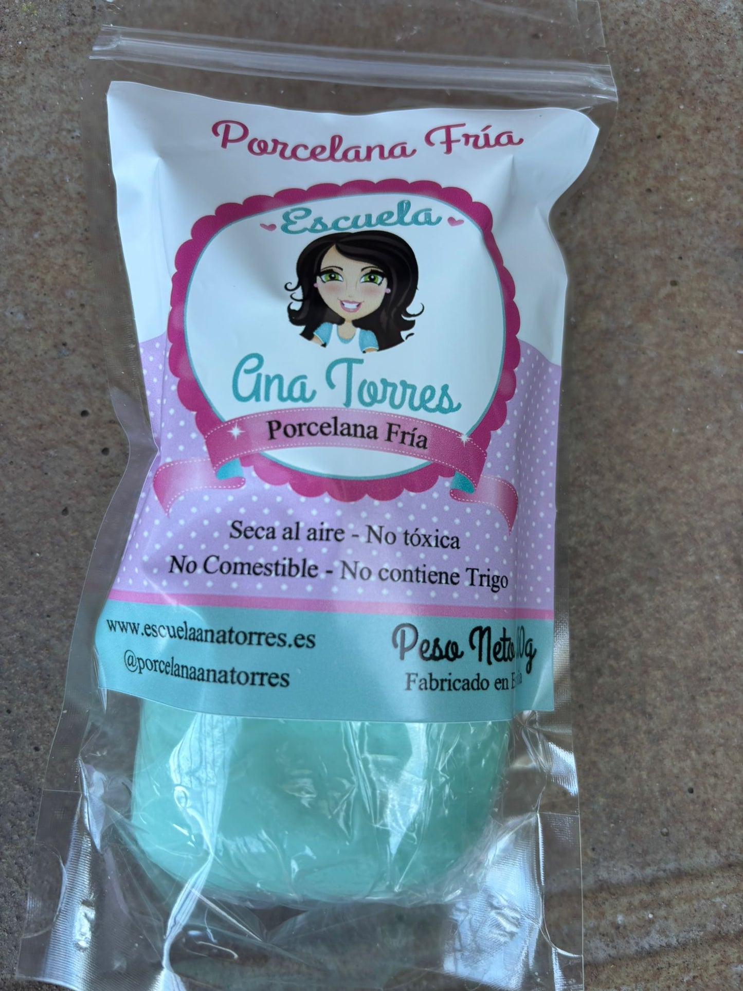 Porcelana Fria Ana Torres COLOR