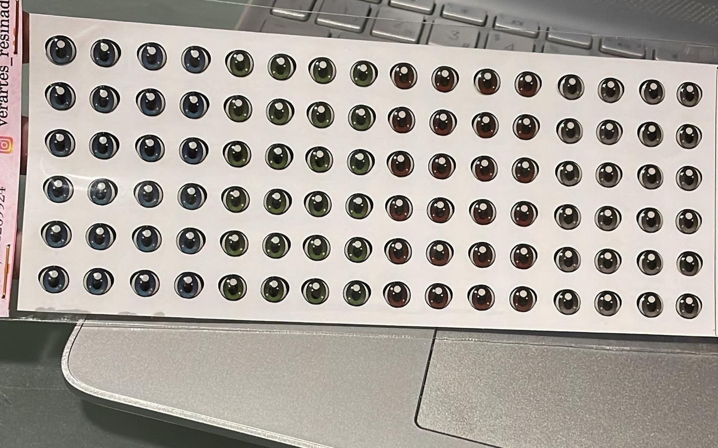 Ojitos resinados 004 Verartes