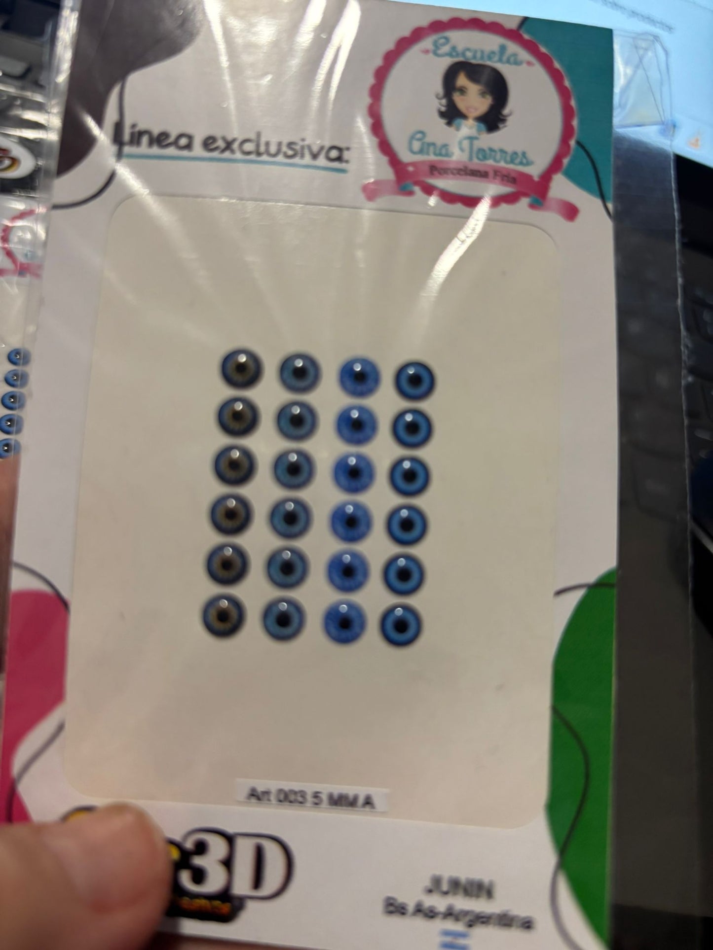 Ojitos Resinados 003 Iris Ana Torres Verde