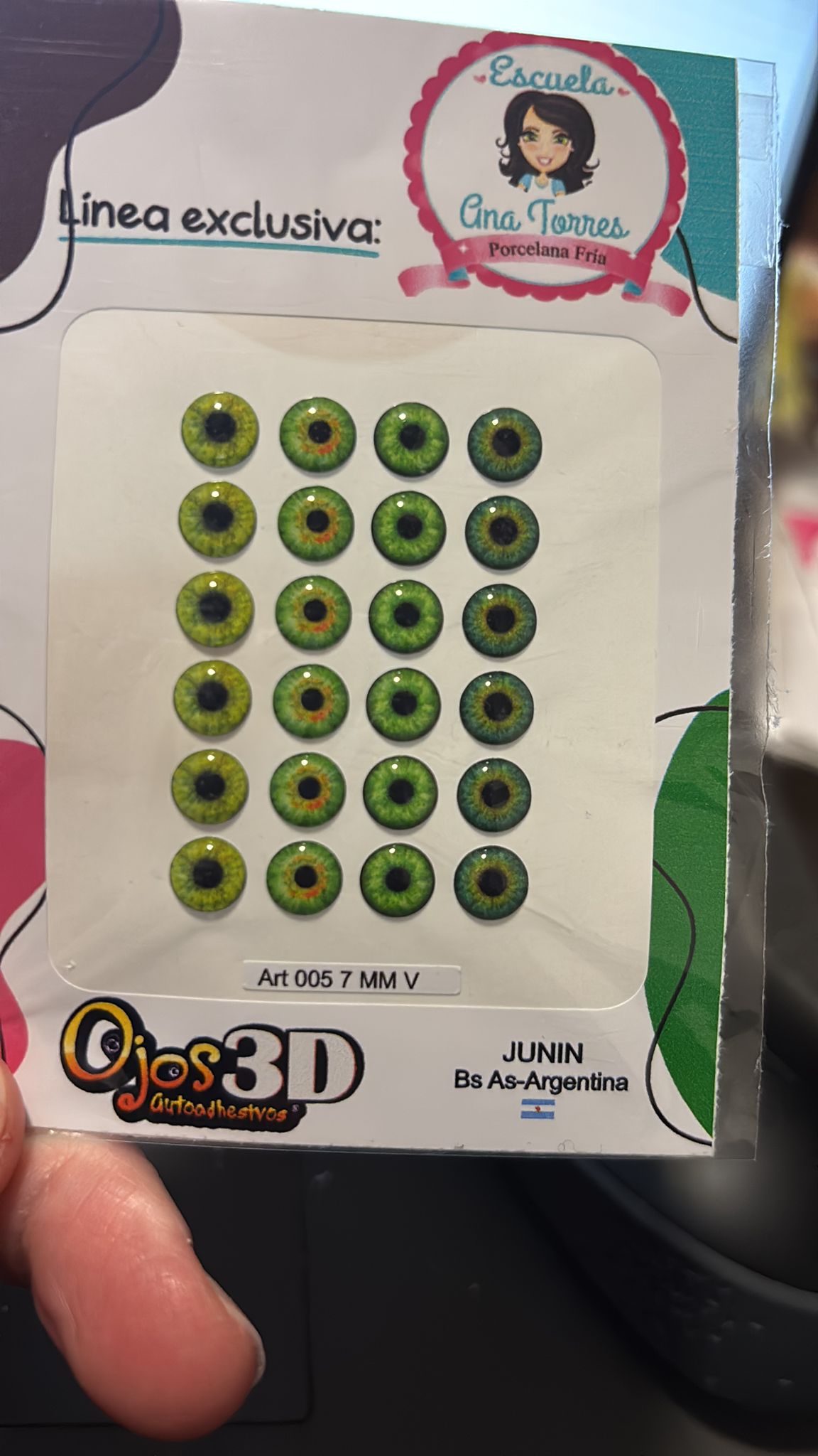 Ojitos Resinados 003 Iris Ana Torres Verde