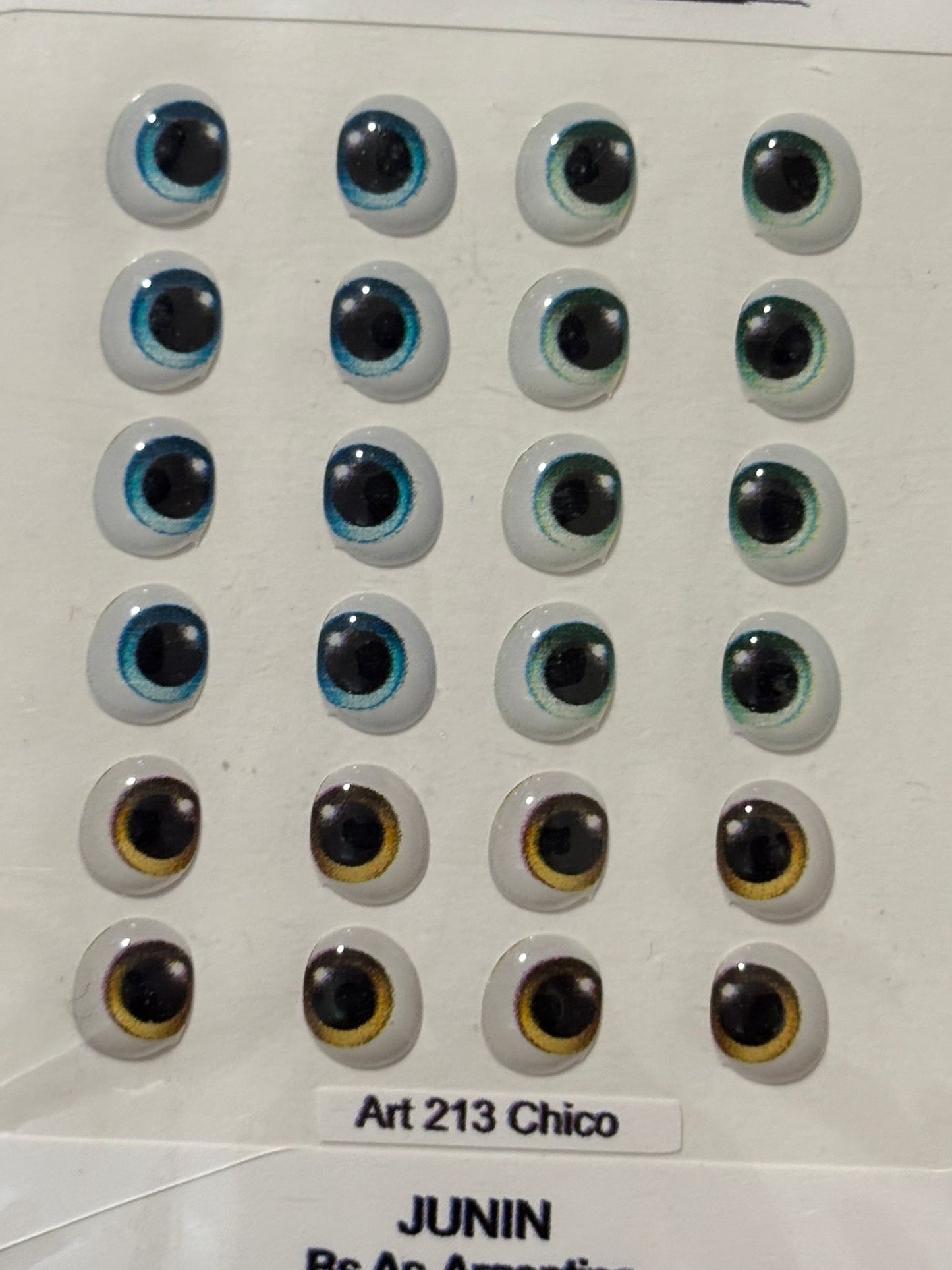Ojitos Resinados 213