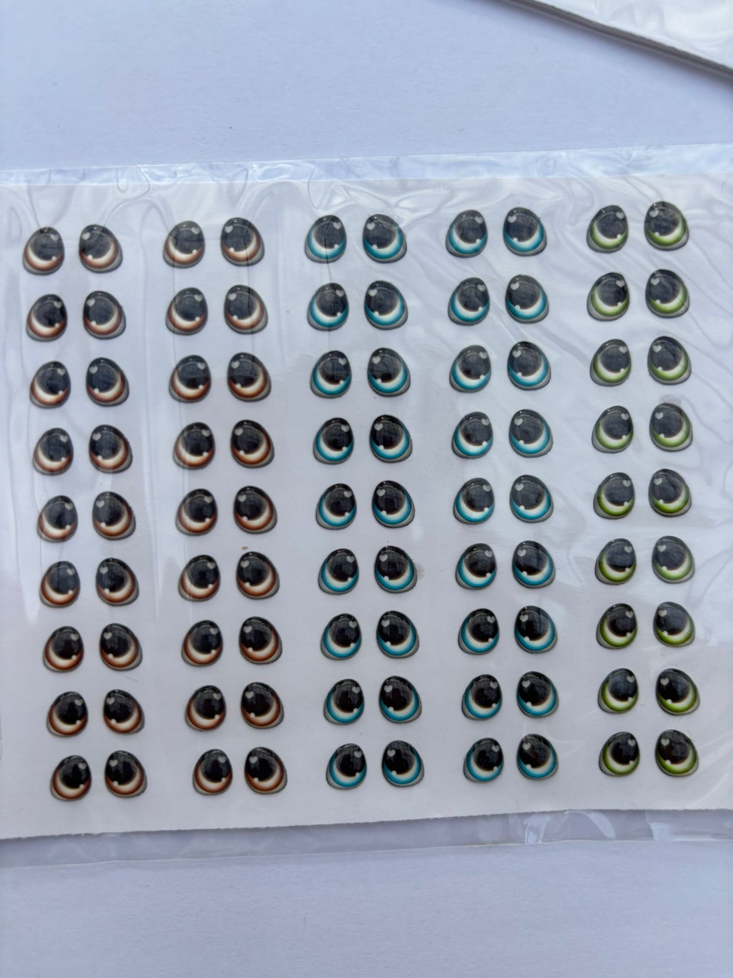 Ojitos Resinados 287