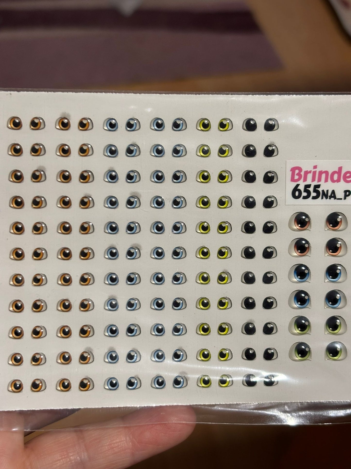 Ojitos Resinados 605