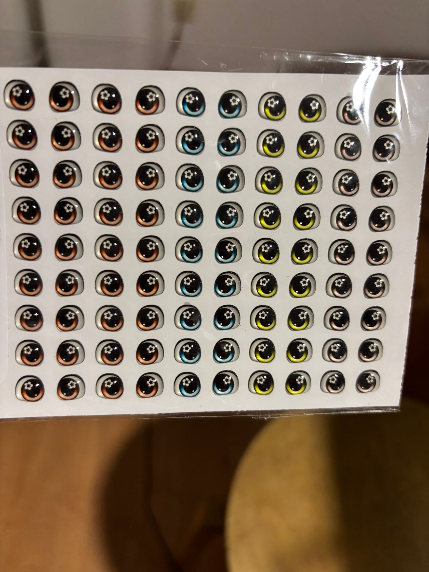 Ojitos resinados 722