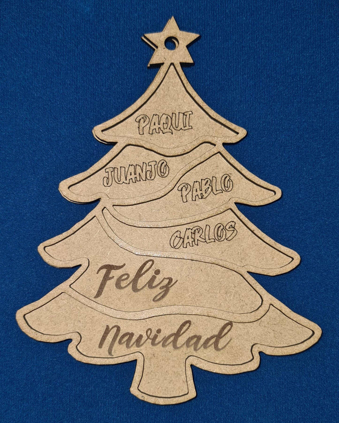 Arbol de Navidad con nombres Personalizado DM