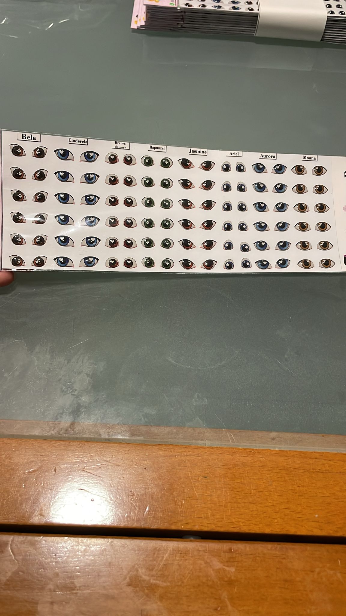 Ojitos resinados Princesas 48 pares